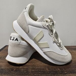 Veja Rio Branco II Alveomesh White Pierre Sneaker